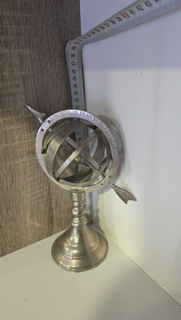 Gri ve Altın Renkli Metal Astroloji Figürü - Görsel 5