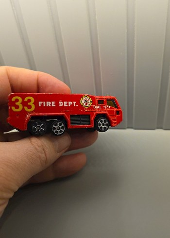 Kırmızı Renkli Oyuncak İtfaiye Aracı - Görsel 5