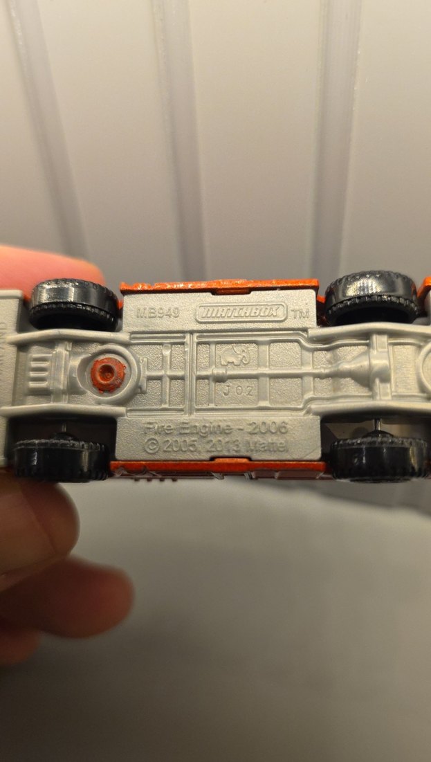 Turuncu Renkli Oyuncak İtfaiye Arabası - Görsel 5