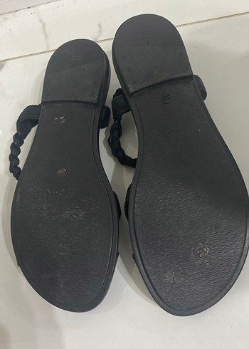 Siyah Yılan Desenli Kadın Dolgu Topuk Sandalet - Görsel 3