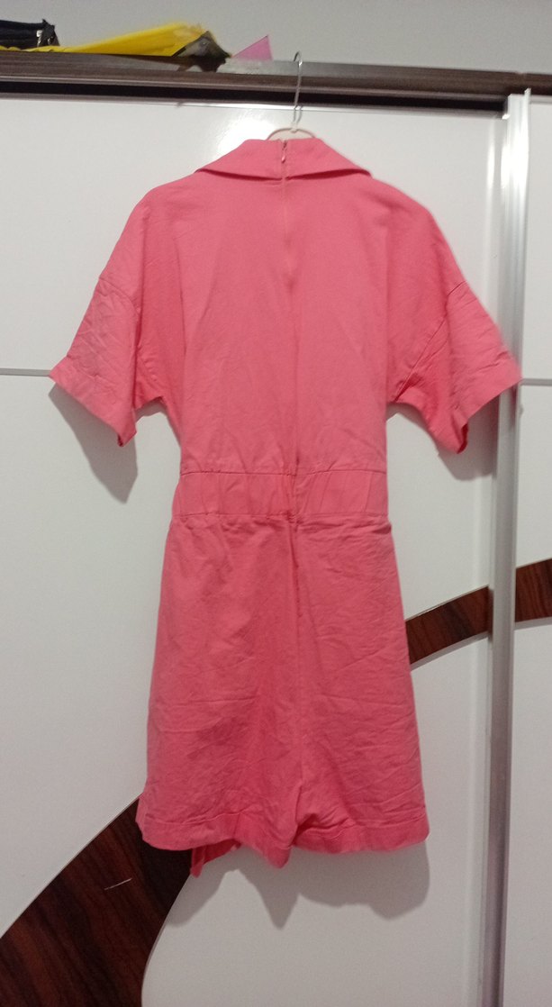 Pembe Kemerli Kısa Kollu Kadın Tulum - Görsel 2