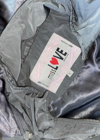 Gri Kapüşonlu Kemerli Kadın Yağmurluk - Görsel 6