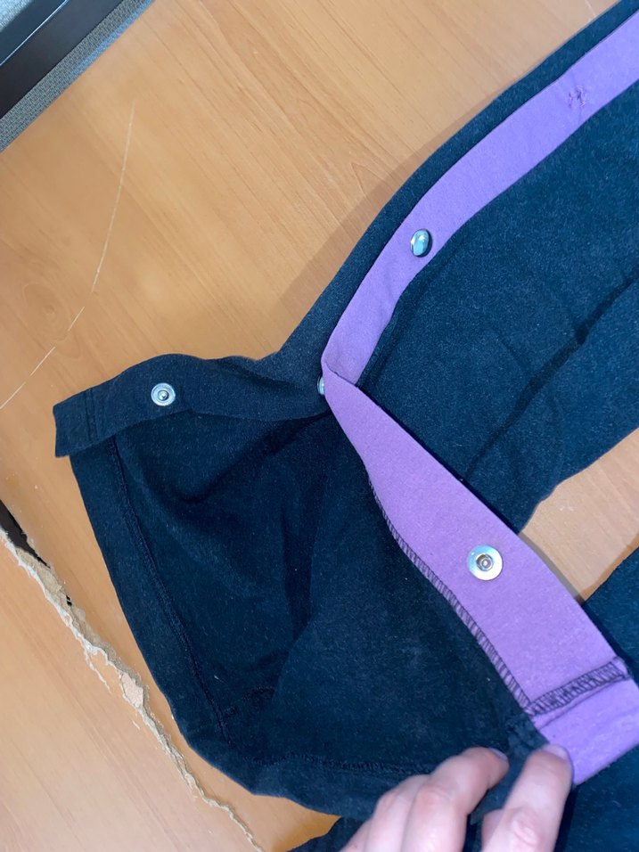 Düğmeli Mor Yan Şeritli Kadın Eşofman Altı - Görsel 3