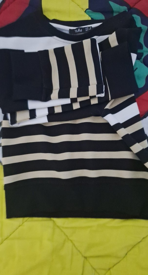 Çizgili Kadın Crop Sweatshirt - Görsel 3