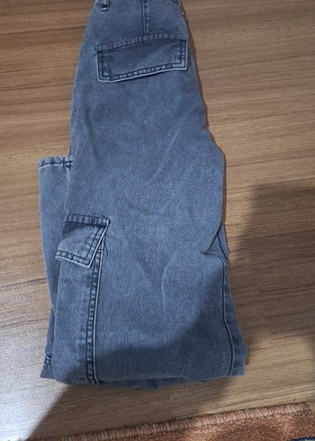 Gri Bel Detaylı Kadın, Kargo Stili Kot Pantolon - Görsel 4