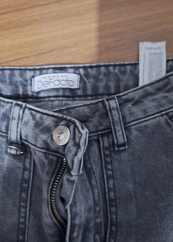 Gri Bel Detaylı Kadın, Kargo Stili Kot Pantolon - Görsel 3