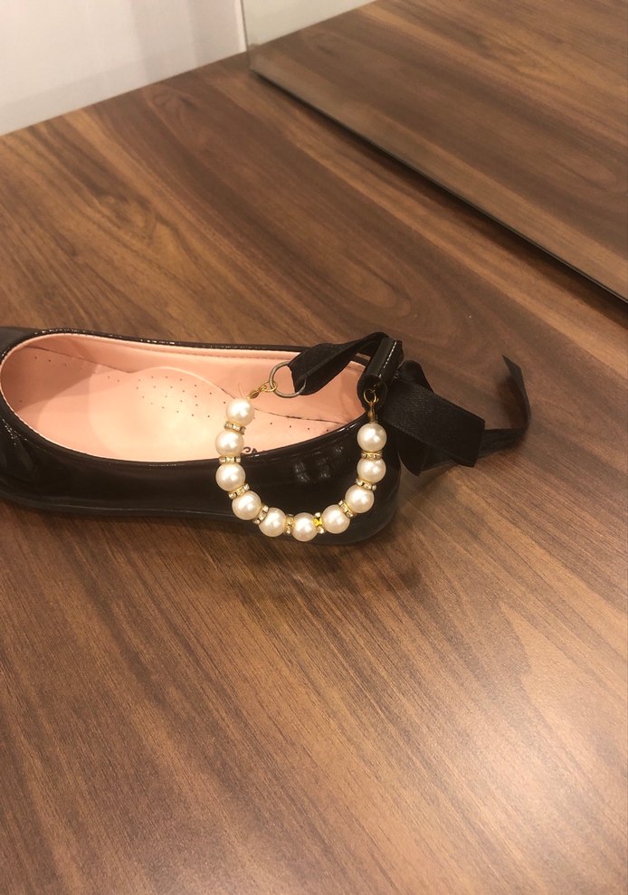 Kız Çocuk Siyah Parlak Babet Ayakkabı - Görsel 2