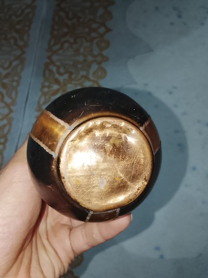 (Antikalık)Koyu altın renkli dekoratif vazo - Görsel 3