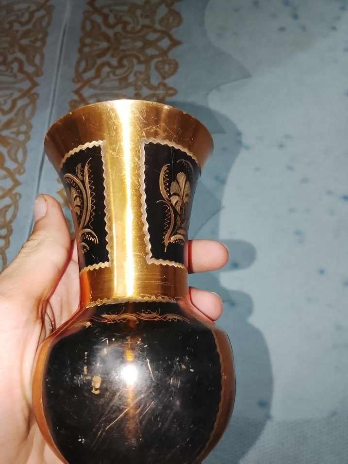 (Antikalık)Koyu altın renkli dekoratif vazo - Görsel 2