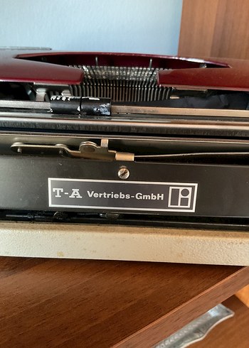 Tıppa ghmb alman üretim orjinal Koyu Bordo Vintage Daktilo - Görsel 4