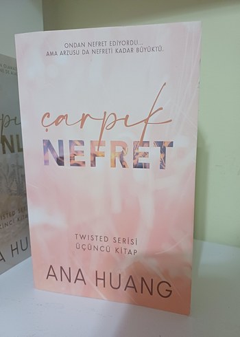 Ana Huang'ın 4 Kitaplık Roman Seti - Görsel 4