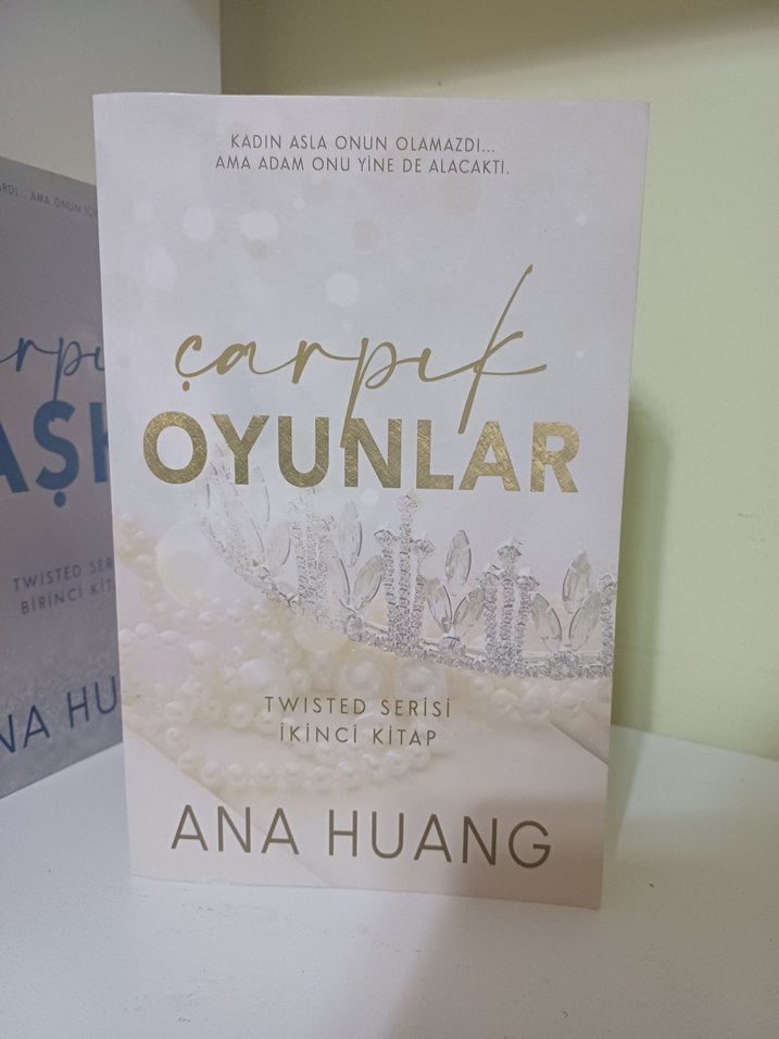 Ana Huang'ın 4 Kitaplık Roman Seti - Görsel 3