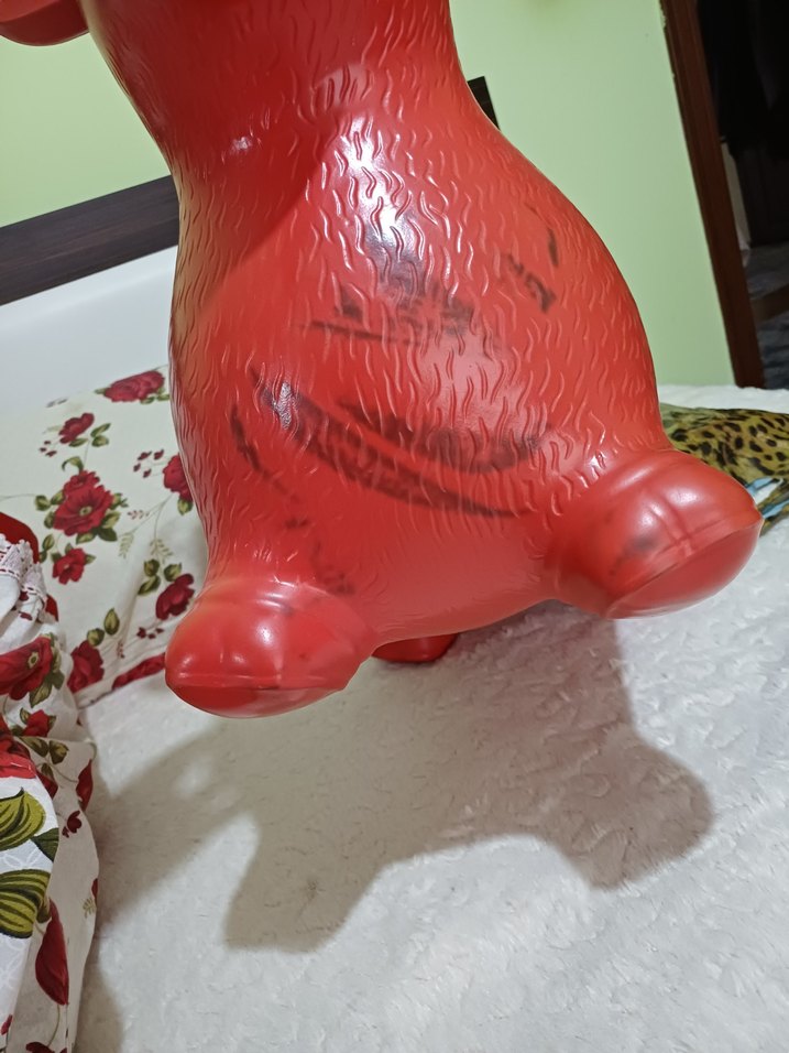 Kırmızı Şişme Oyun İneği - Görsel 3