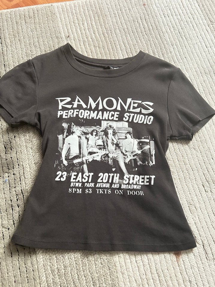 H&M Ramones Baby Tee Y2K Punk - Görsel 5