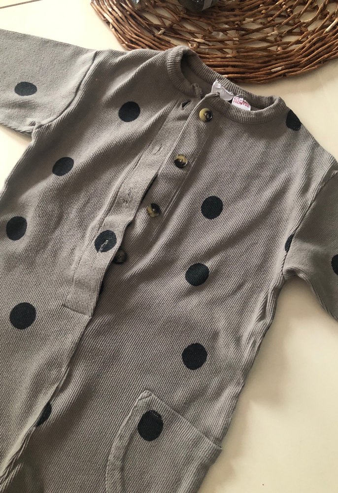 Gri Puantiyeli Uzun Kollu Bebek Tulumu - Görsel 2