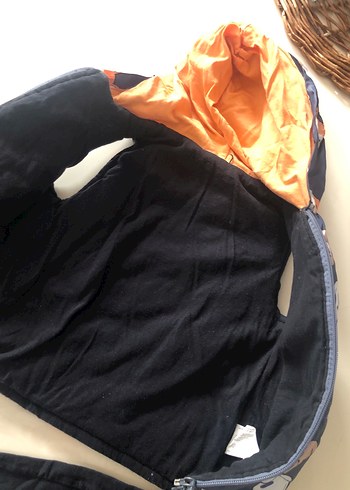 Kapüşonlu, Kürklü, Baskılı Erkek Çocuk Yelek - Görsel 3