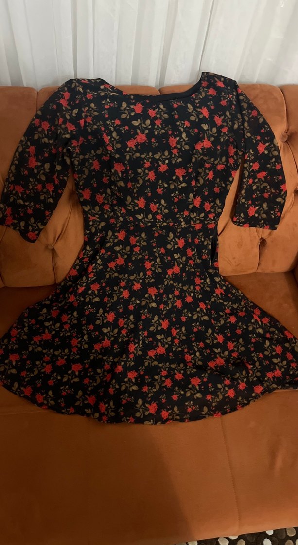 Çiçek Desenli Siyah Midi Bohem Elbise - Görsel 2