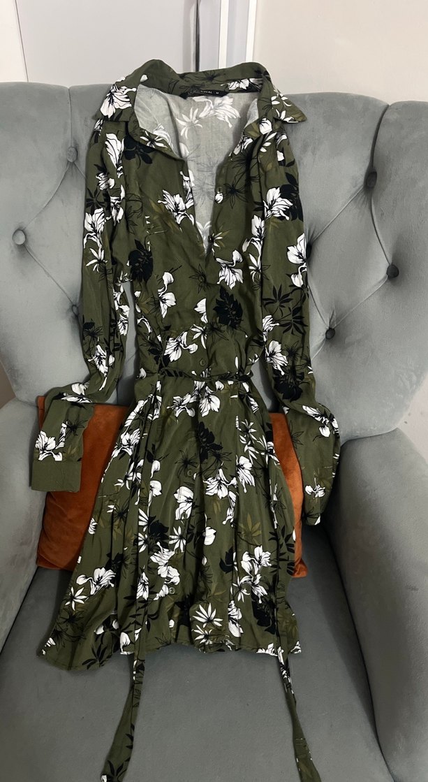 Çiçek Desenli Uzun Kollu Kadın Elbise - Görsel 2