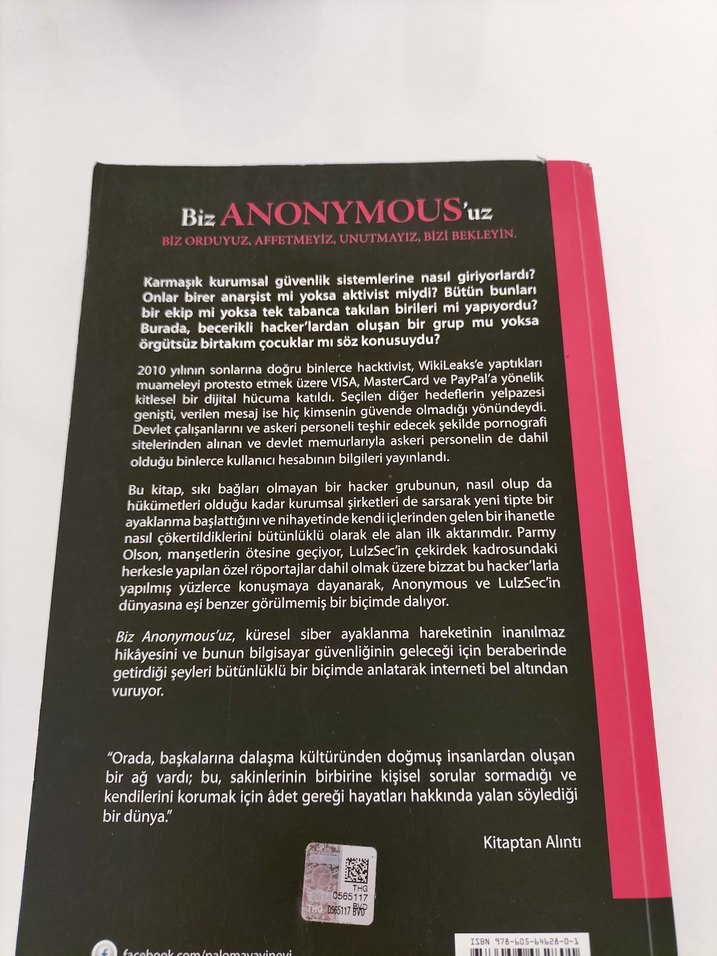 Biz Anonymous'uz - Parmy Olson - Görsel 2