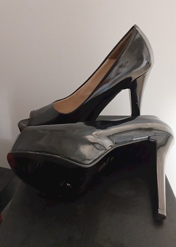 Parlak Siyah Platform Topuklu - Görsel 3