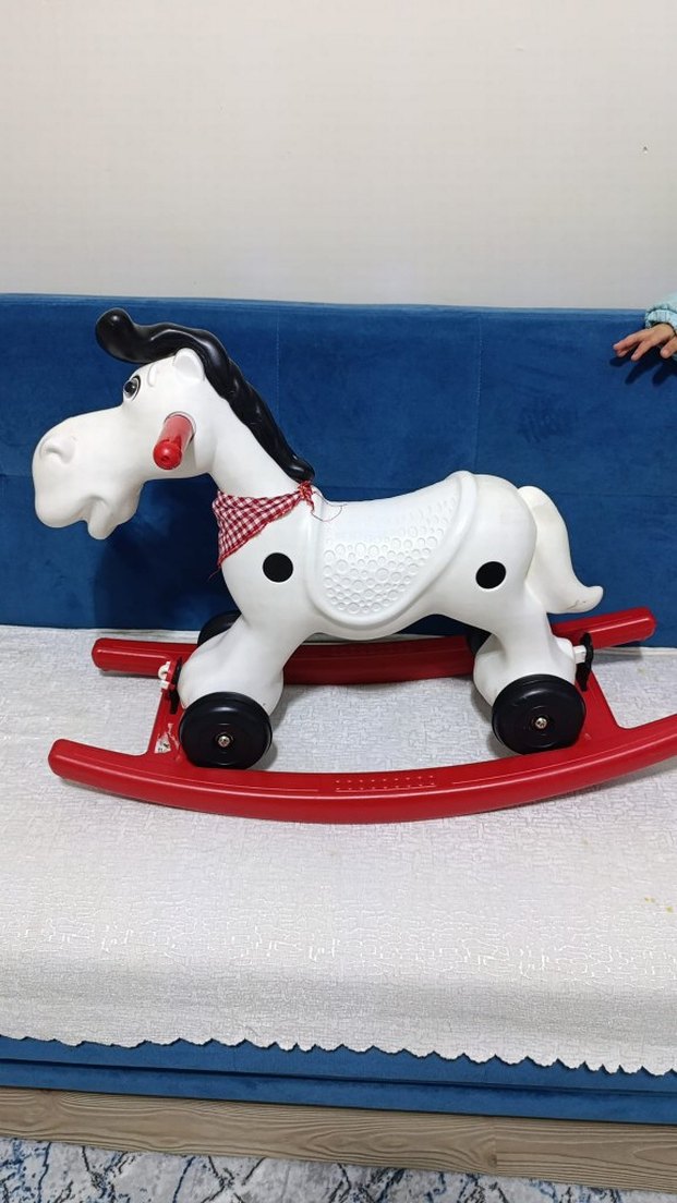 Renkli Beyaz Atlı Sallanan Oyuncak - Görsel 2