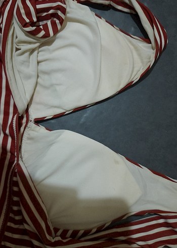 Penti Çizgili Kırmızı Kadın Bikini Üstü - Görsel 3