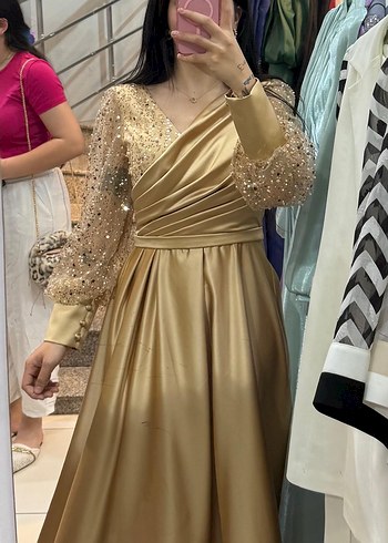 Altın Rengi Drapeli Uzun Kollu Abiye Elbise - Görsel 3