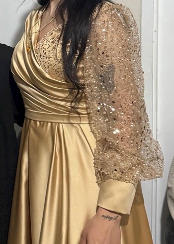 Altın Rengi Drapeli Uzun Kollu Abiye Elbise - Görsel 2