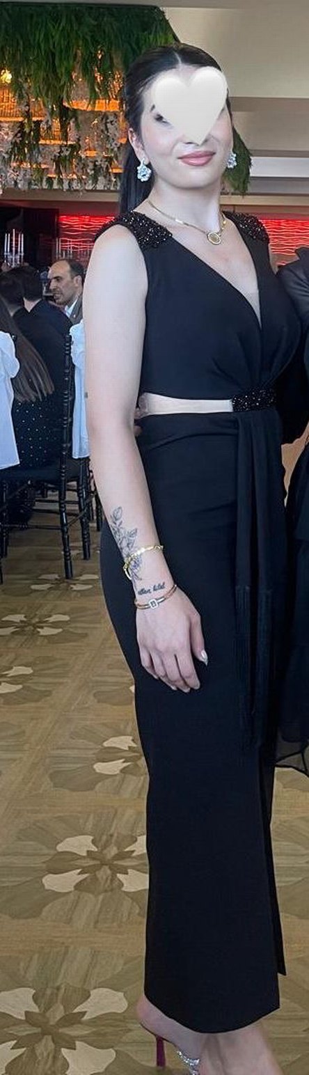 Bir kere giyildi rahat esnek abiye - Görsel 3