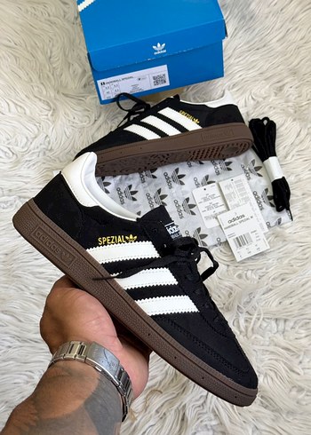 Adidas Siyah Beyaz Spor Ayakkabı