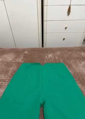 Yeşil Kadın Rahat Kesim Kumaş Pantolon - Görsel 3