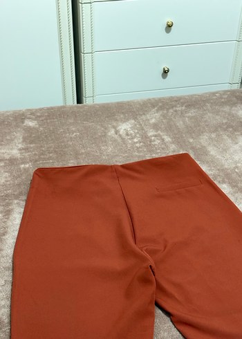 Kadın Parlak Kahverengi Midi Kumaş Pantolon - Görsel 3