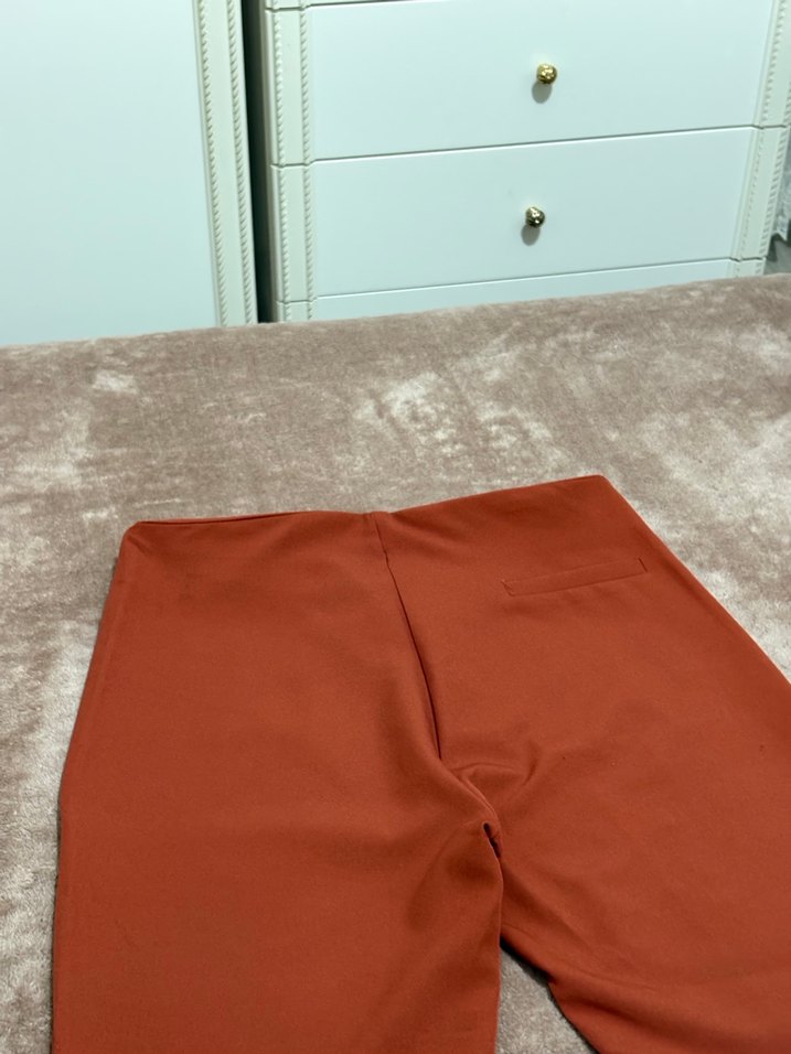 Kadın Parlak Kahverengi Midi Kumaş Pantolon - Görsel 3