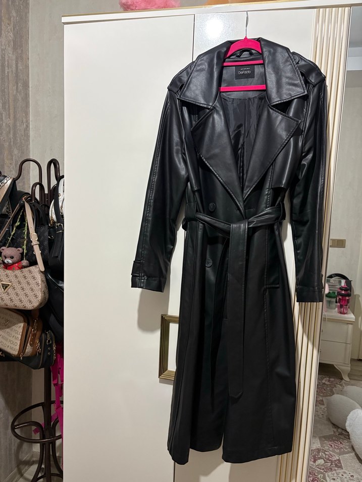 Kadın Siyah Deri Uzun Trençkot - Görsel 3