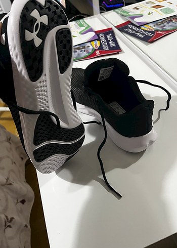 Siyah Under Armour Spor Ayakkabı sıfır ürün - Görsel 2