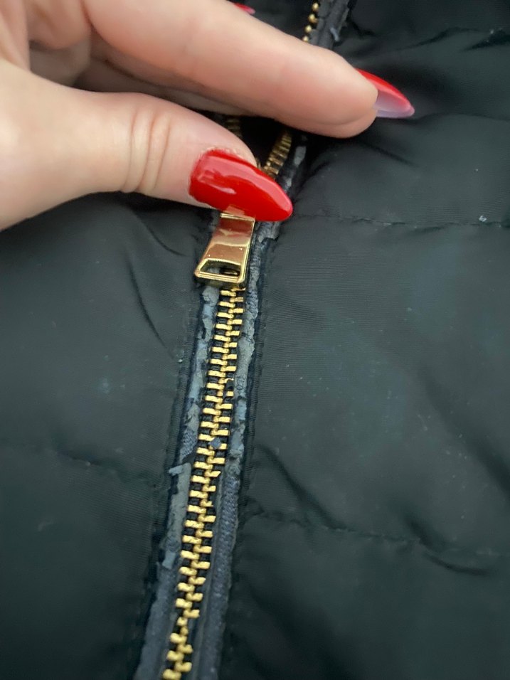 Siyah Kürklü Kapüşonlu Kadın Kışlık Mont Zara - Görsel 4