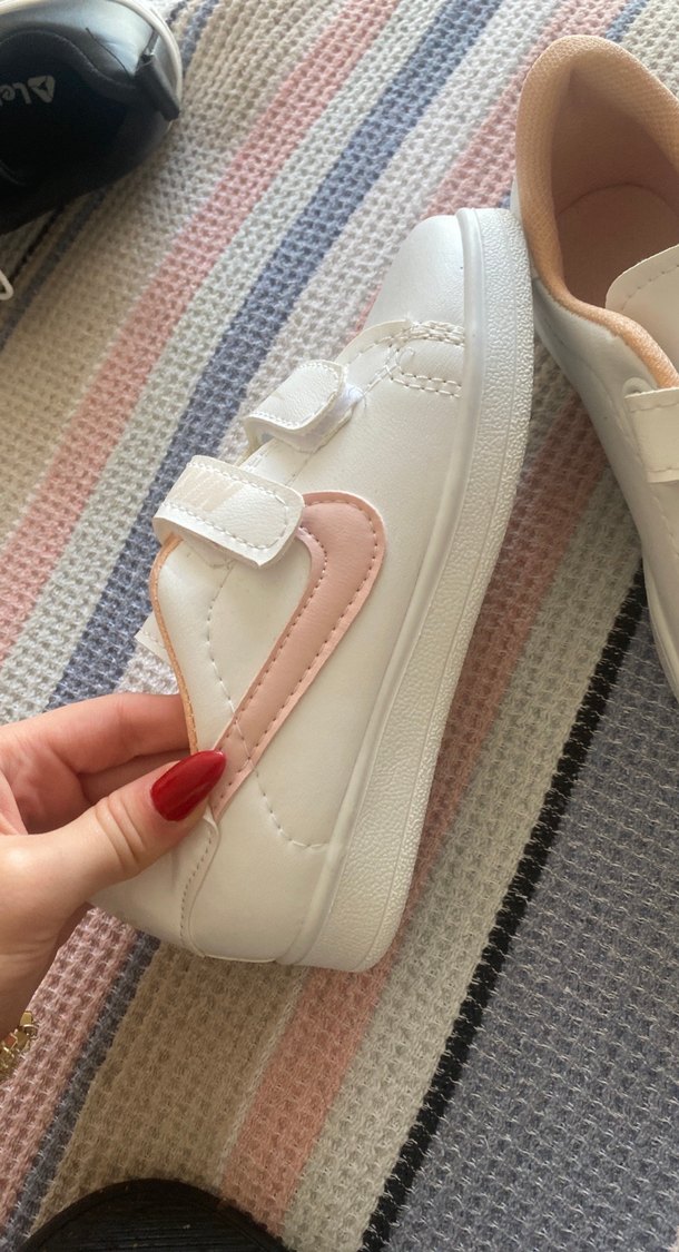 Nike çocuk ayakkabısı - Görsel 3