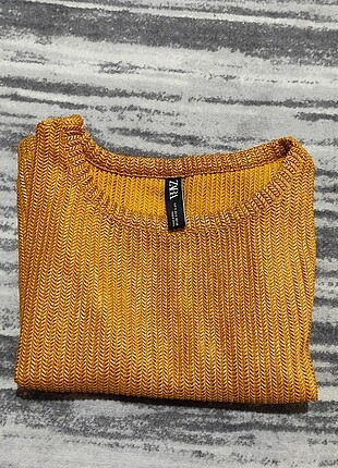 Zara Crop