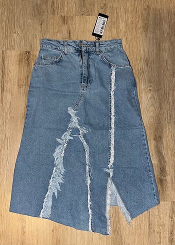 Yırtmaçlı Uzun Denim Etek
