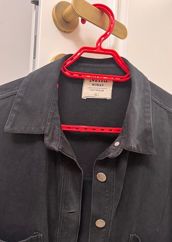 Siyah Düğmeli Kadın Denim Ceket - Görsel 4