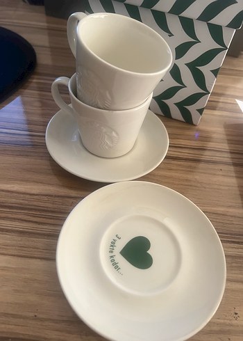  Beden Beyaz Starbucks Fincan ve Tabak Seti