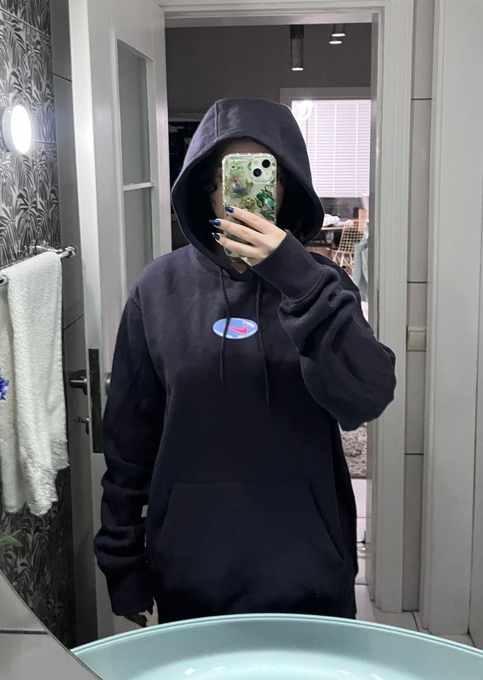 Kapüşonlu Nike Sweatshirt - Görsel 4