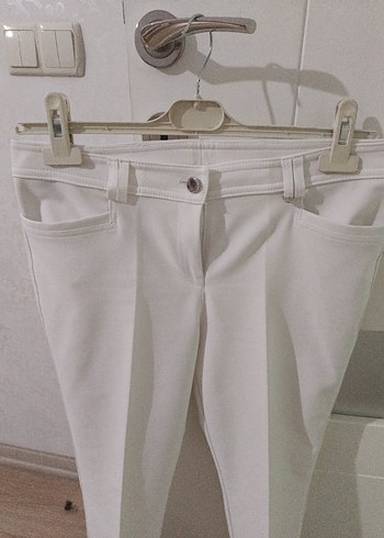 Beyaz Midi Kadın Kumaş Pantolon - Görsel 4