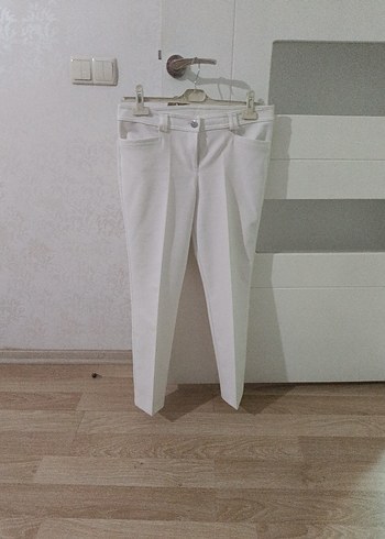 Beyaz Midi Kadın Kumaş Pantolon - Görsel 3