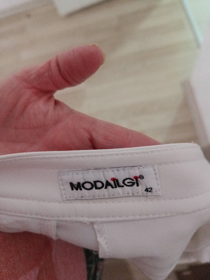 Beyaz Midi Kadın Kumaş Pantolon - Görsel 5