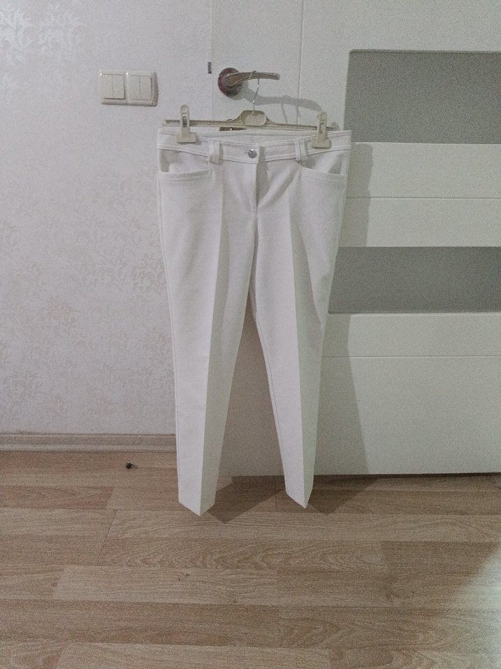 Beyaz Midi Kadın Kumaş Pantolon - Görsel 3