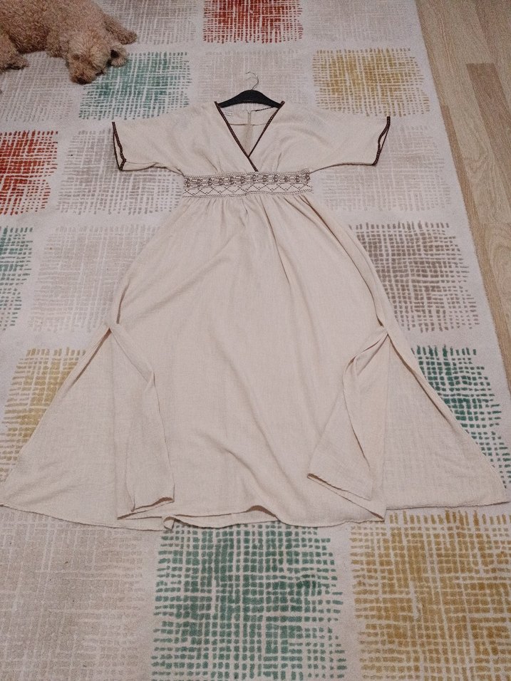 Bej Nakışlı V Yaka Uzun Keten Elbise - Görsel 4