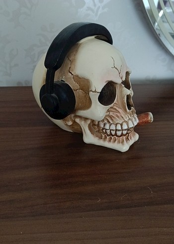 Kafatası Figürlü Kulaklıklı Biblo - Görsel 2