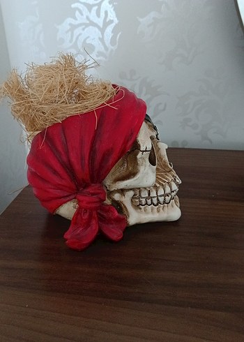 Kafatası Korsan Figürin Kırmızı Bandana aksesuar - Görsel 2