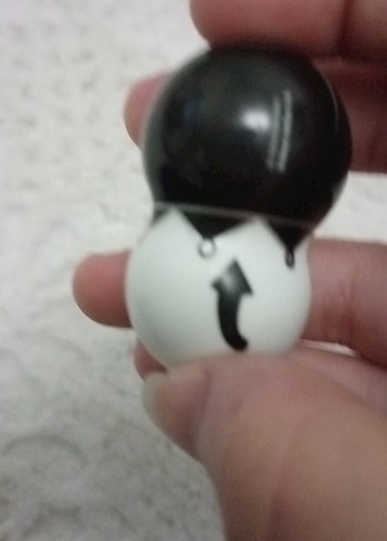 Küçük Beyaz Karakter Figürü - Görsel 2